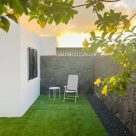 Lovely In With Private Pool&bbq Сasa de vacaciones *